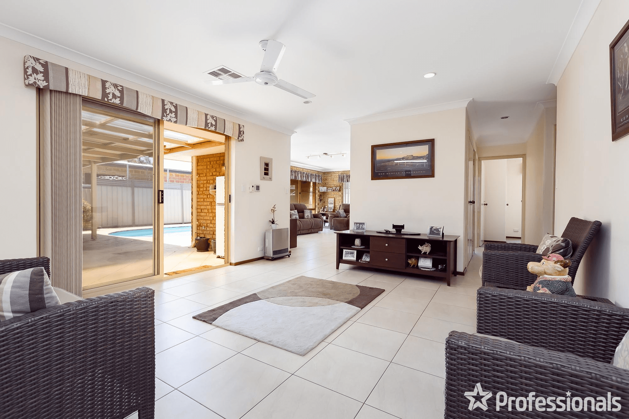 11 Dreyer Way, BULL CREEK, WA 6149