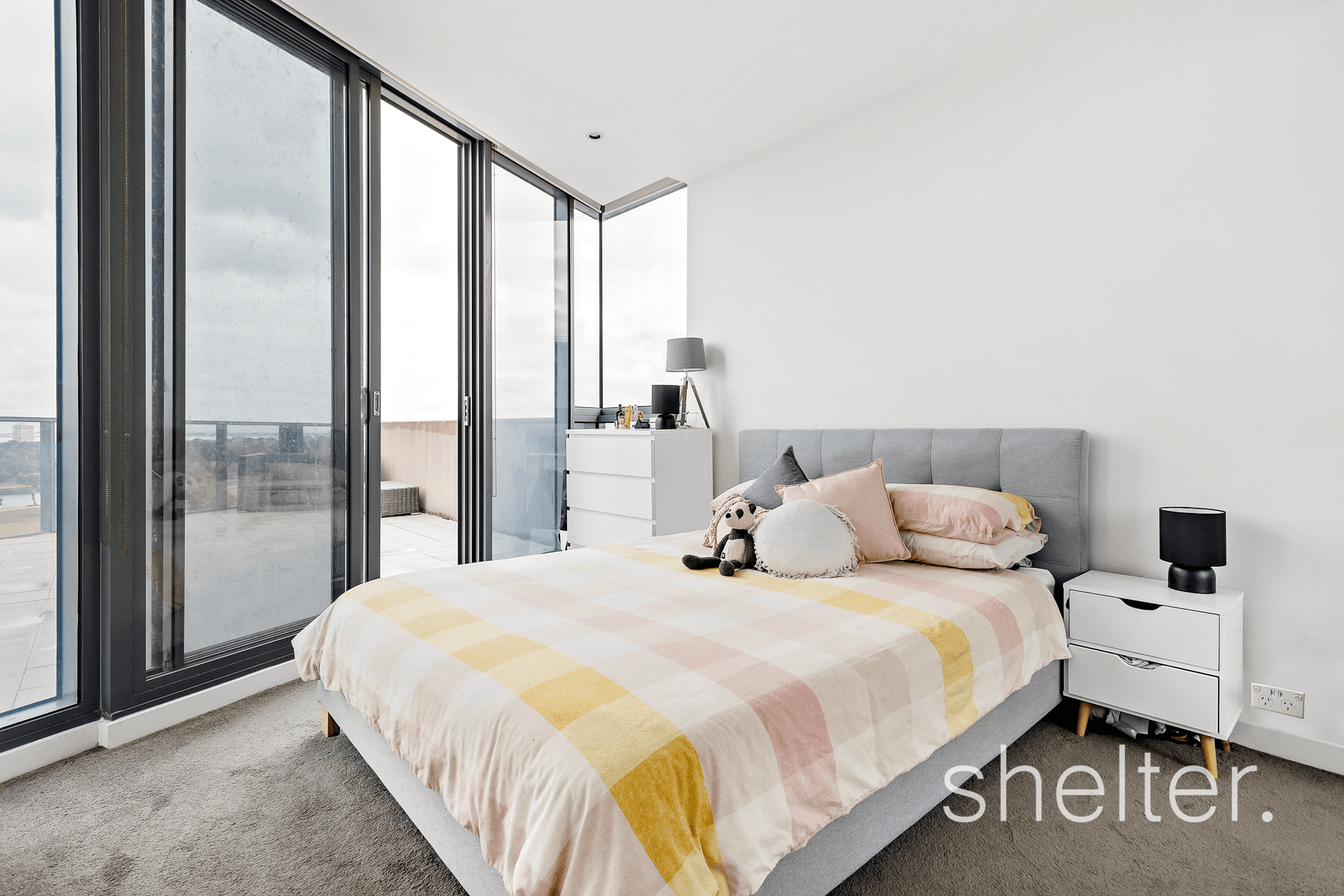 801/55 Queens Road, Melbourne, VIC 3004