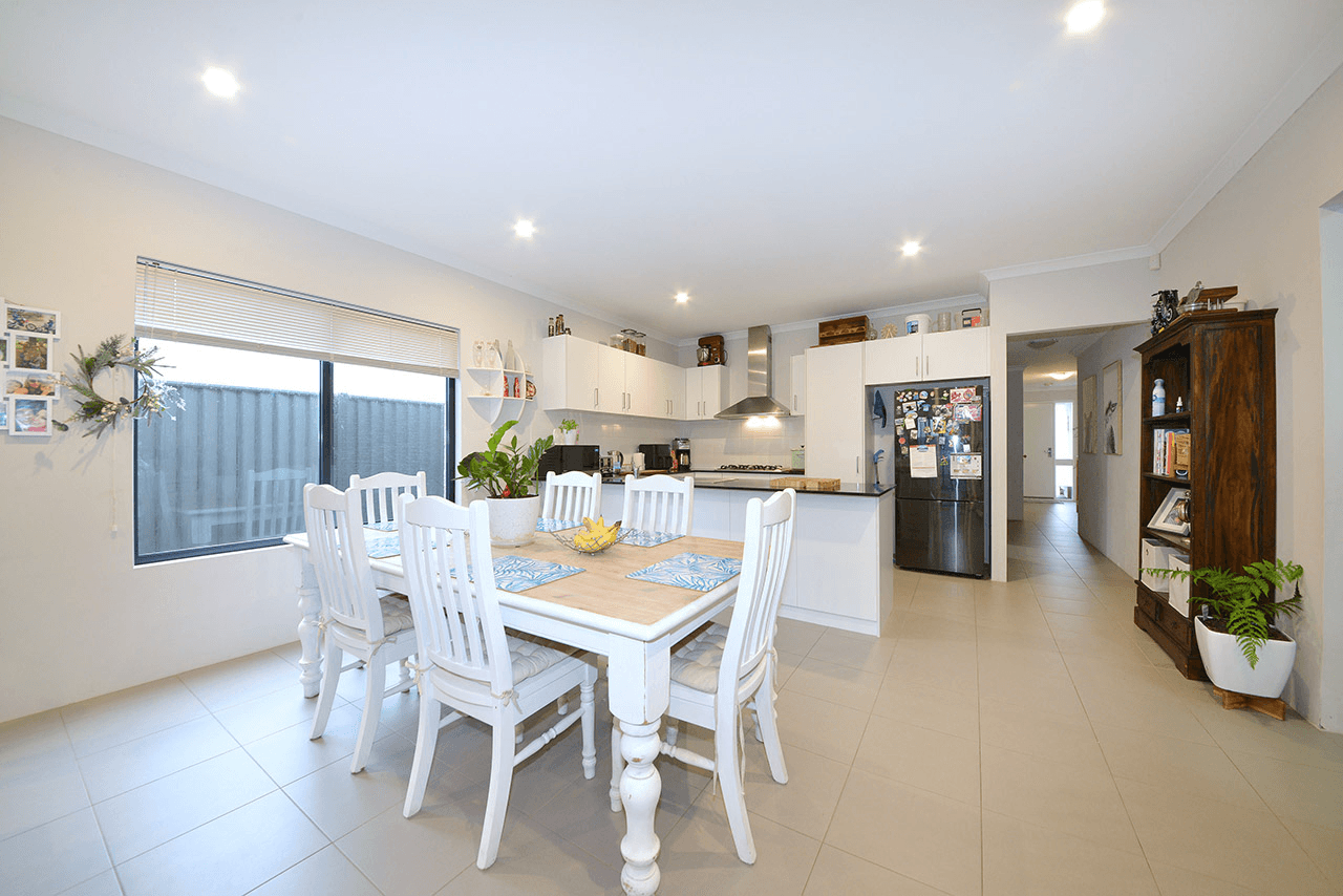 4 Koma Lane, Jindalee, WA 6036