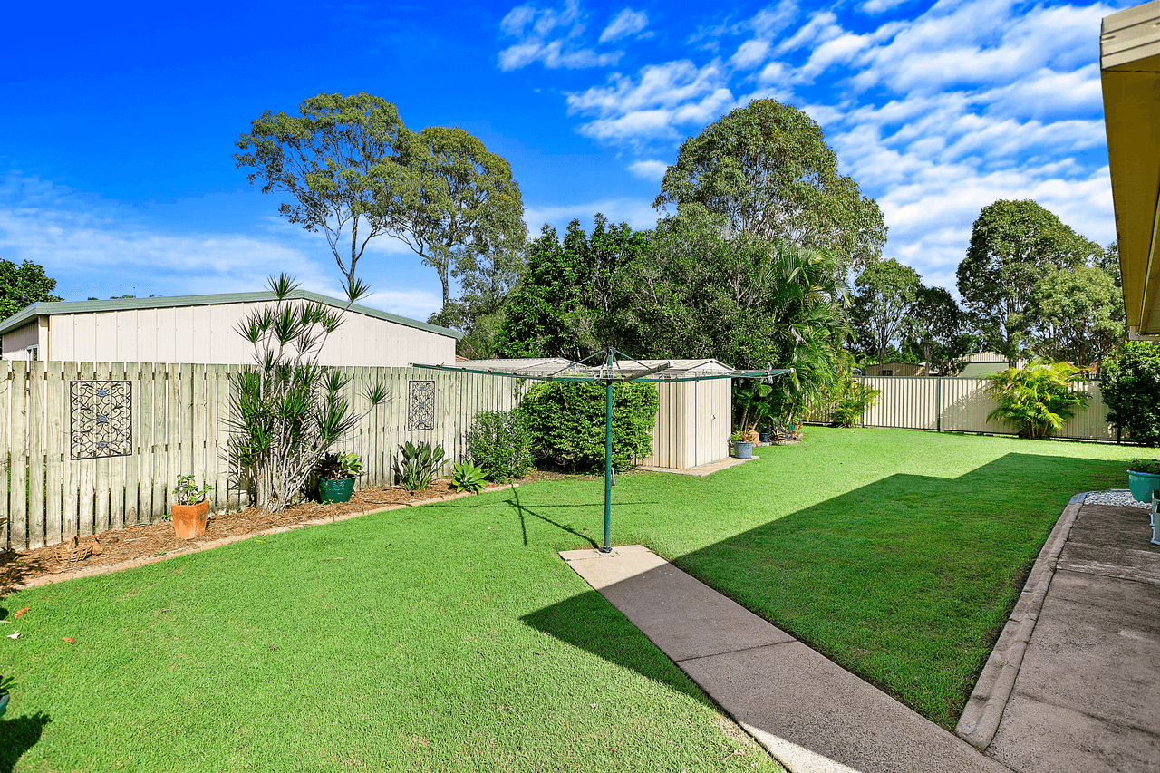 3 Magpie Court, ELI WATERS, QLD 4655