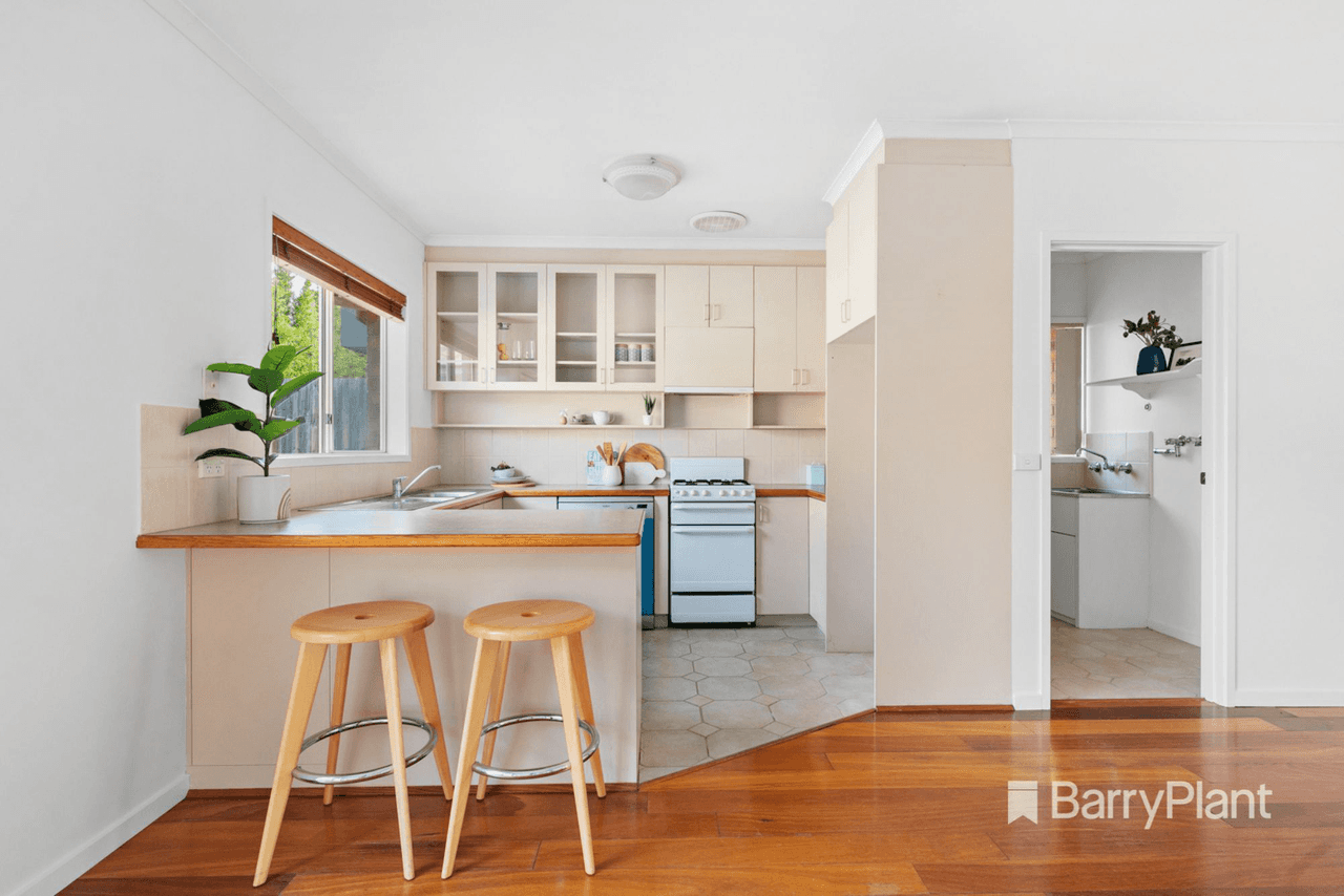 10 Crown Road, Bonbeach, VIC 3196