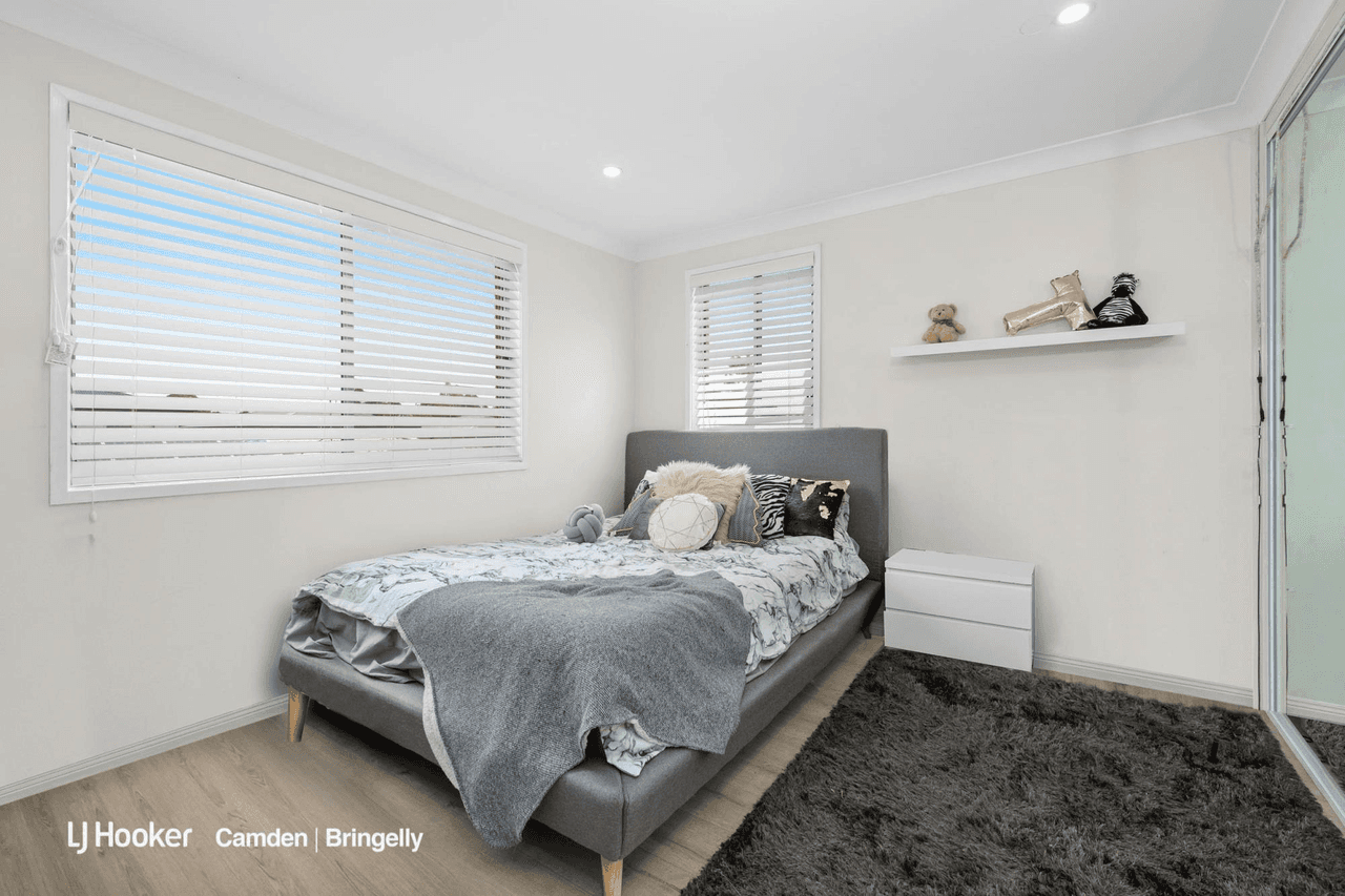 11 Curtin Place, NARELLAN VALE, NSW 2567