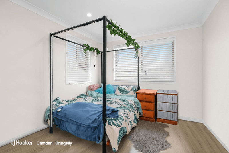 11 Curtin Place, NARELLAN VALE, NSW 2567