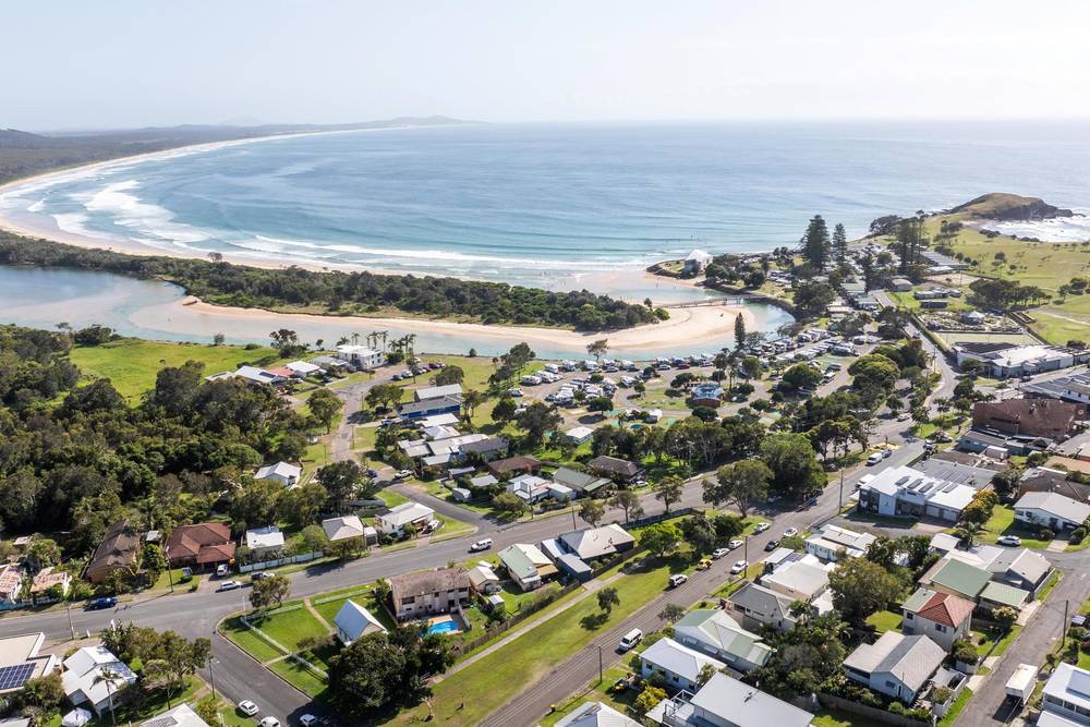 22 Main Street, Crescent Head, NSW 2440