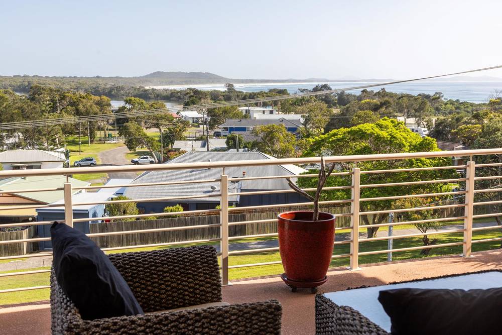 22 Main Street, Crescent Head, NSW 2440