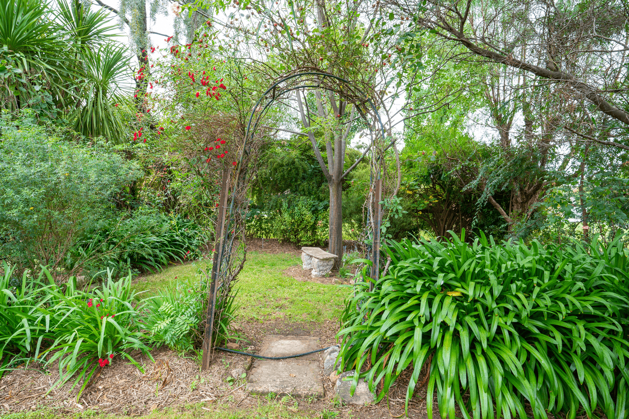 90 Gibson Street, JINDERA, NSW 2642