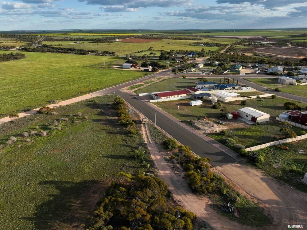 6 Habib Road, PORT NEILL, SA 5604