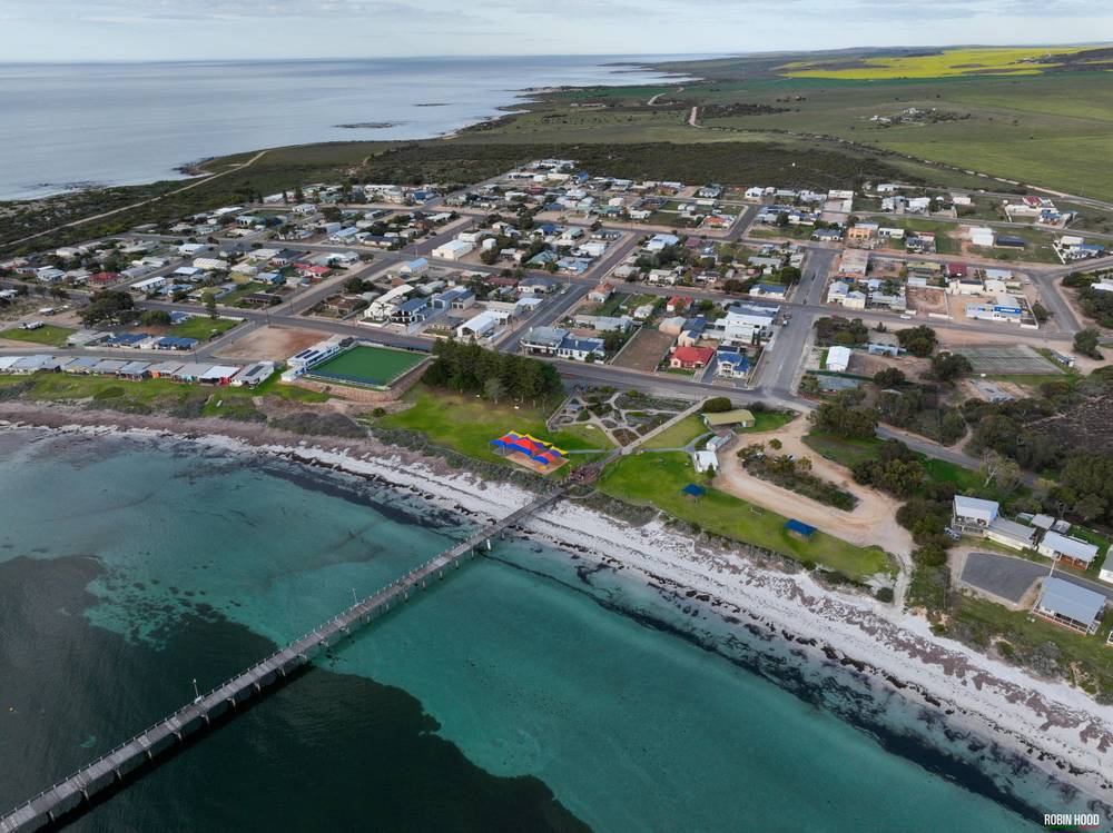 6 Habib Road, PORT NEILL, SA 5604