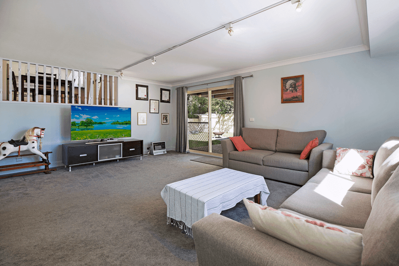 44 South Tacoma Road, Tacoma South, NSW 2259