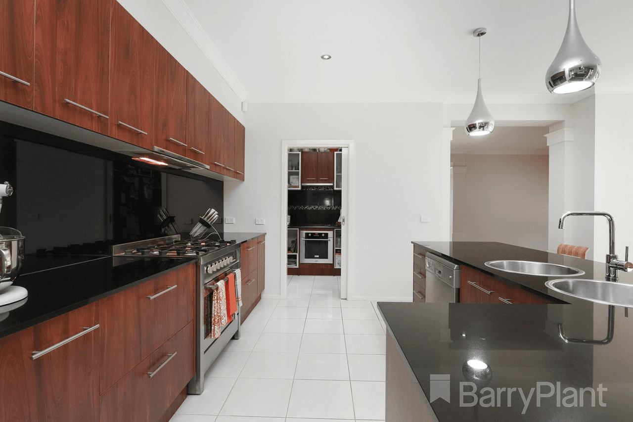 23 Hampton Street, Craigieburn, VIC 3064