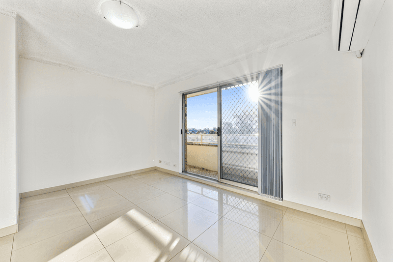 11/90 Smart Street, FAIRFIELD, NSW 2165