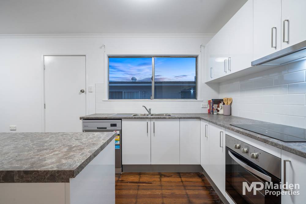 70 Barclay Street, BUNDAMBA, QLD 4304