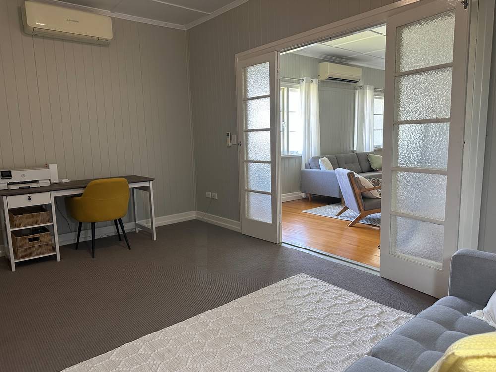 16 Beech Street, BARCALDINE, QLD 4725