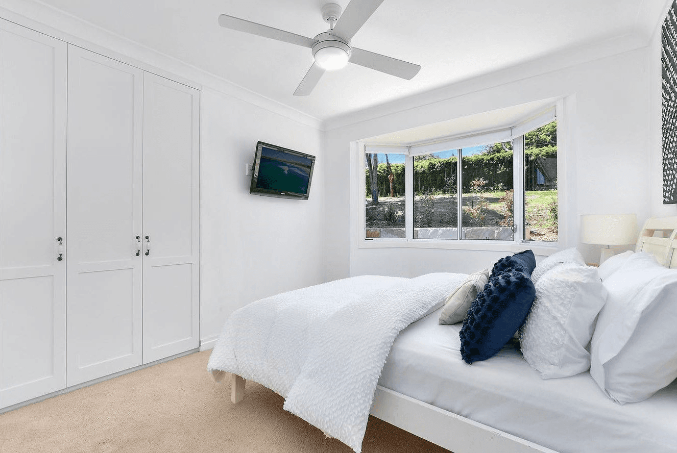 14 Country View Close, Picketts Valley, NSW 2251