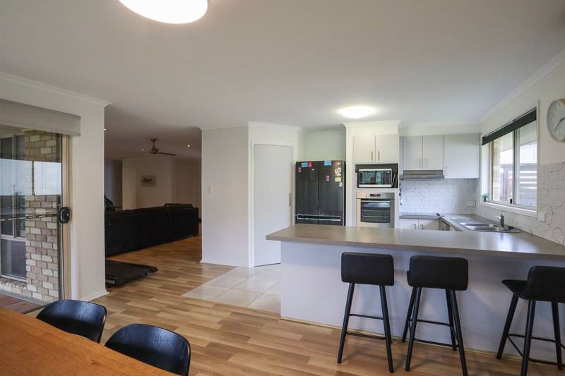 19 Brooker Drive, GOONELLABAH, NSW 2480