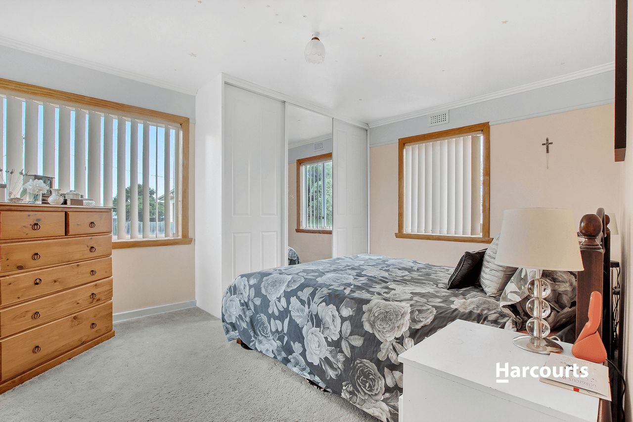 19 Madden Crescent, DEVONPORT, TAS 7310