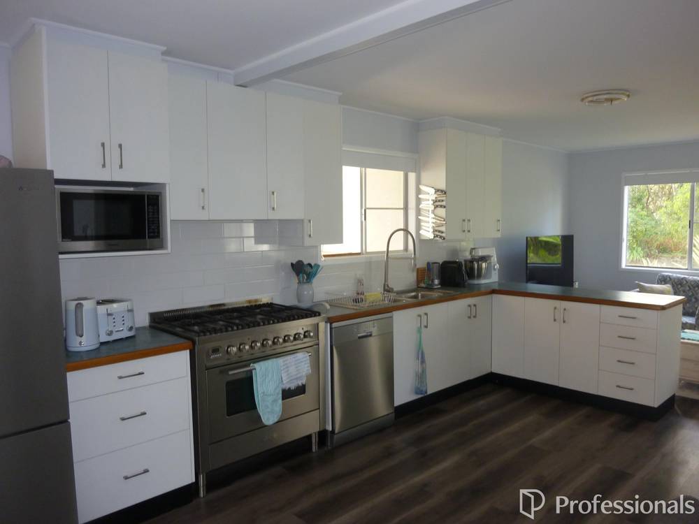 41 Evans Avenue, SEAFORTH, QLD 4741