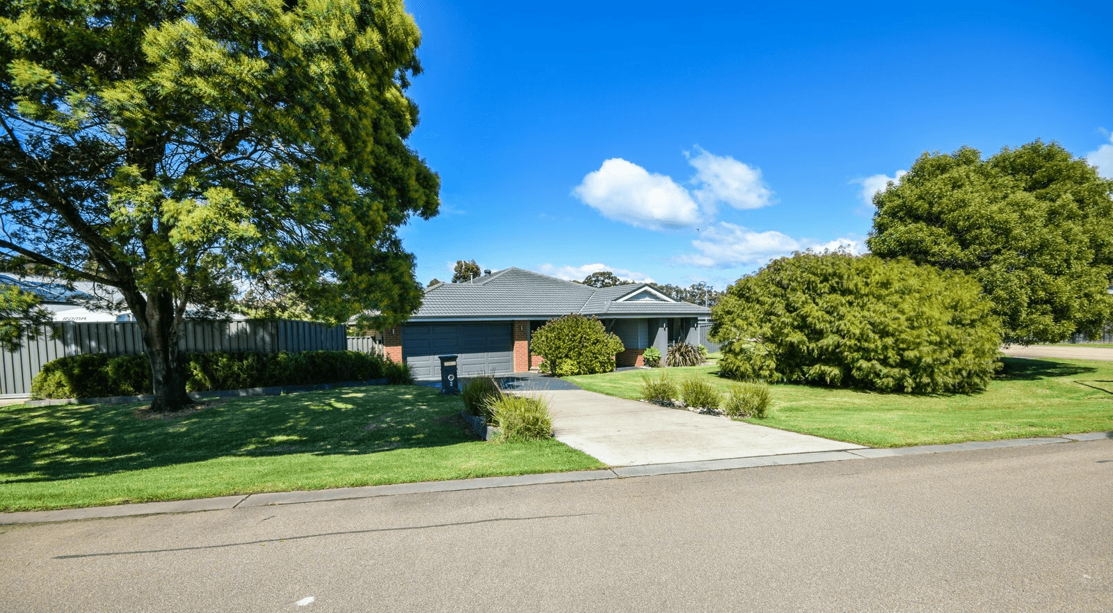 2 Jacaranda Dr, Paynesville, VIC 3880