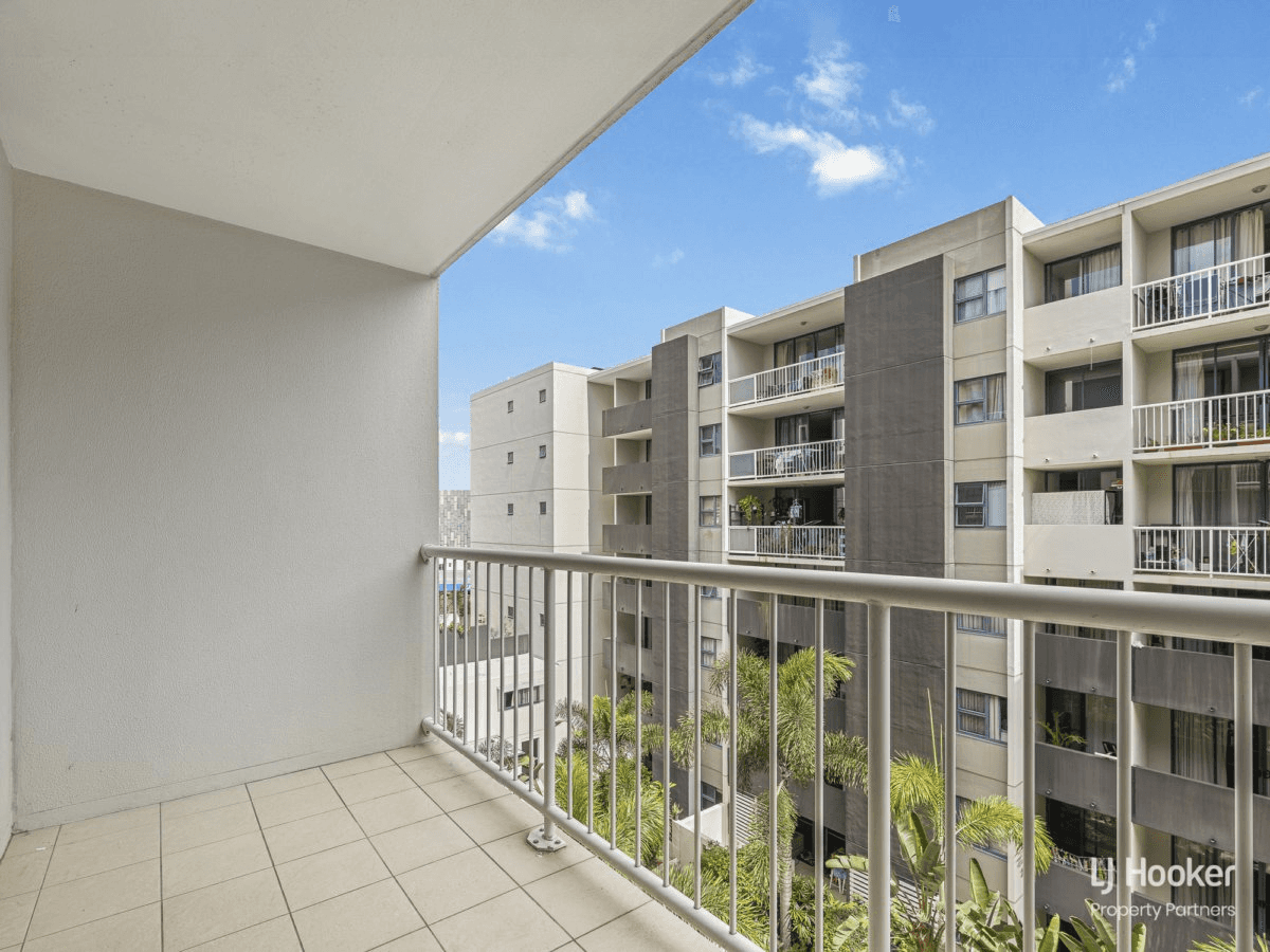 326/803 Stanley Street, WOOLLOONGABBA, QLD 4102