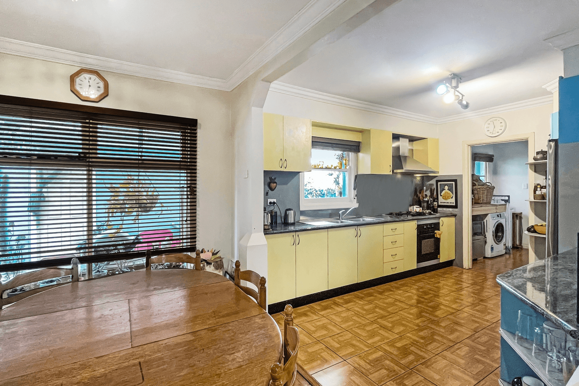 18 Daleglen Street, Reservoir, VIC 3073