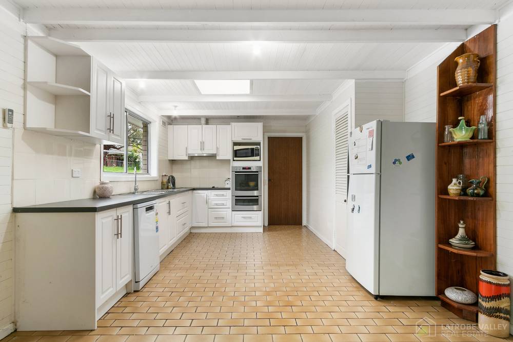 15 Rickard Drive, Churchill, VIC 3842