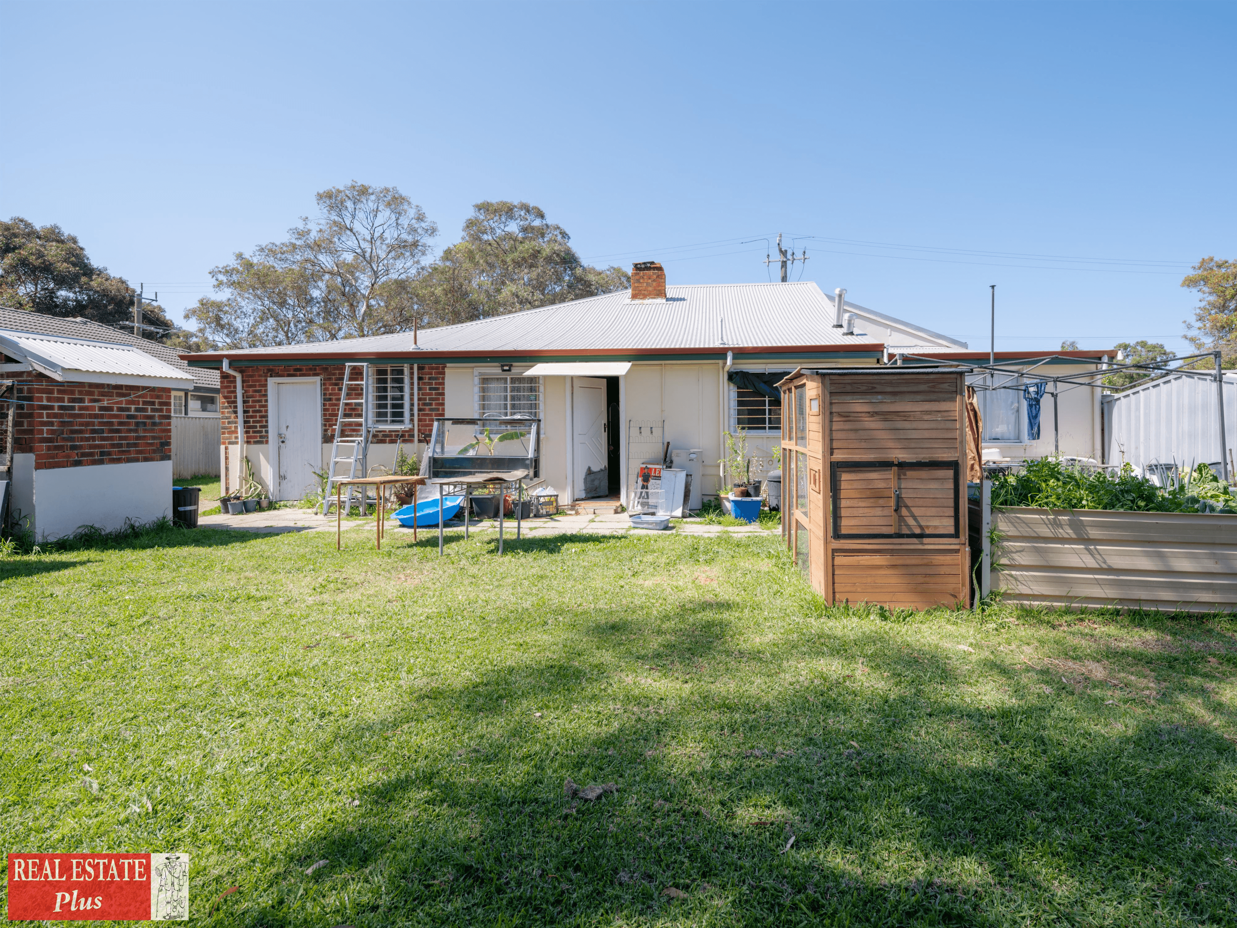 12 Hazelmere Crescent, HAZELMERE, WA 6055