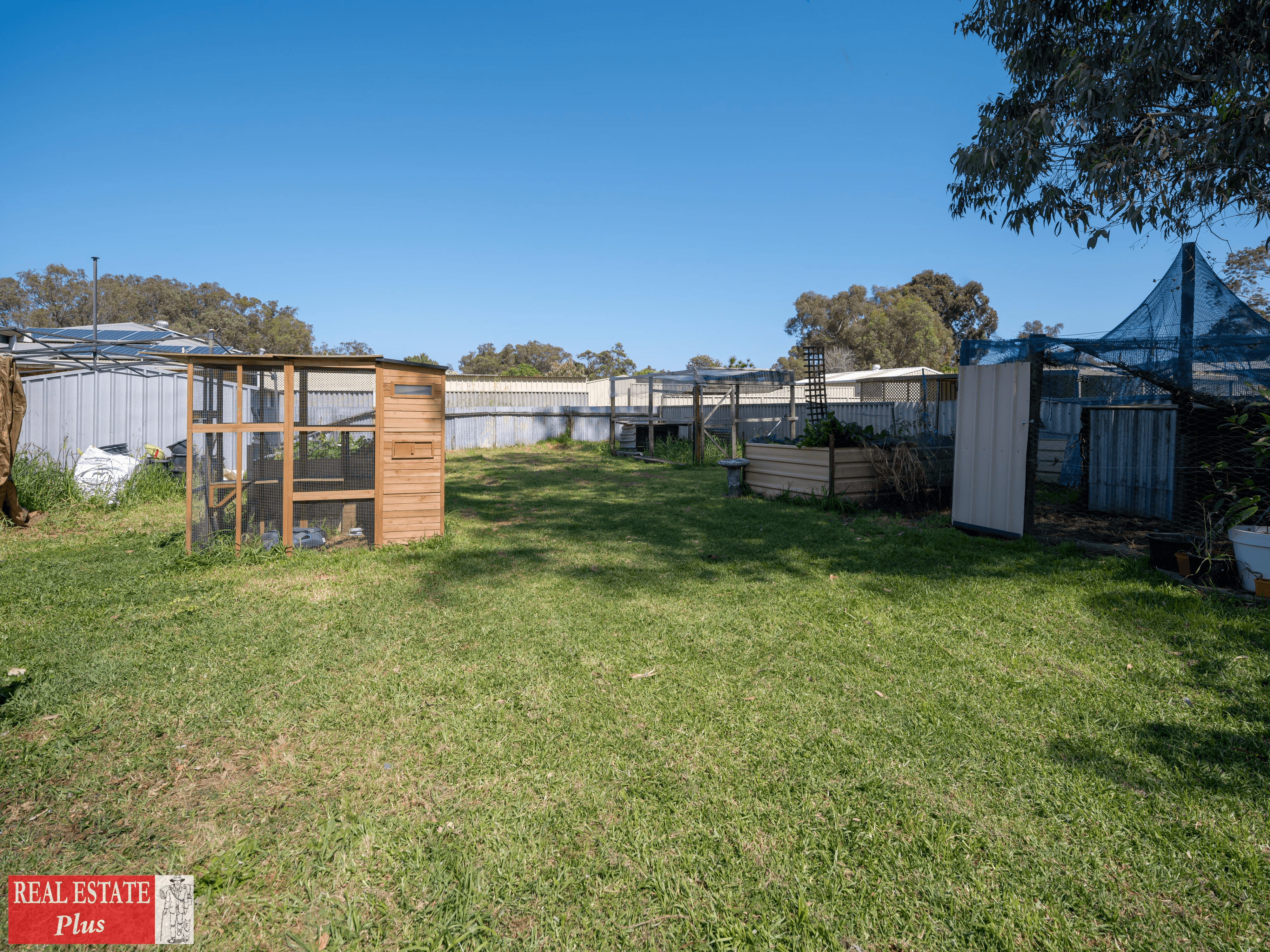 12 Hazelmere Crescent, HAZELMERE, WA 6055