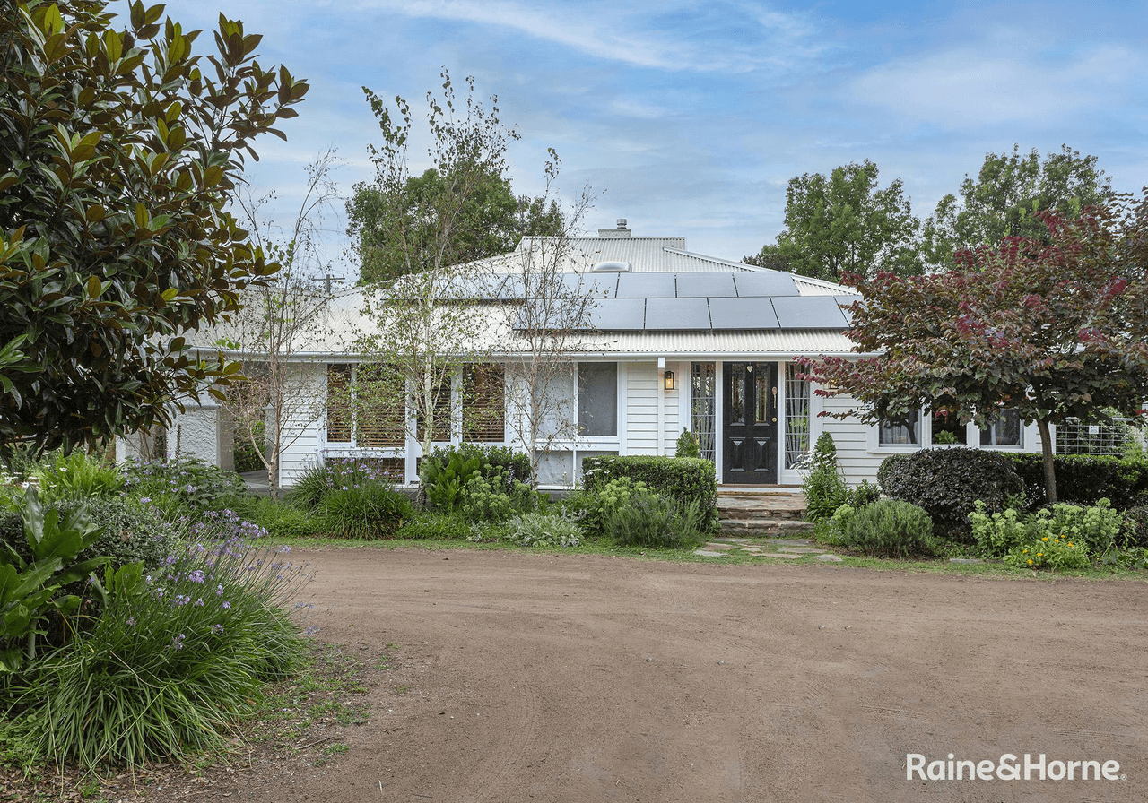 42 Wharf Road, BERRY, NSW 2535
