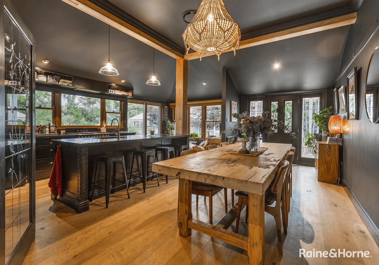 42 Wharf Road, BERRY, NSW 2535