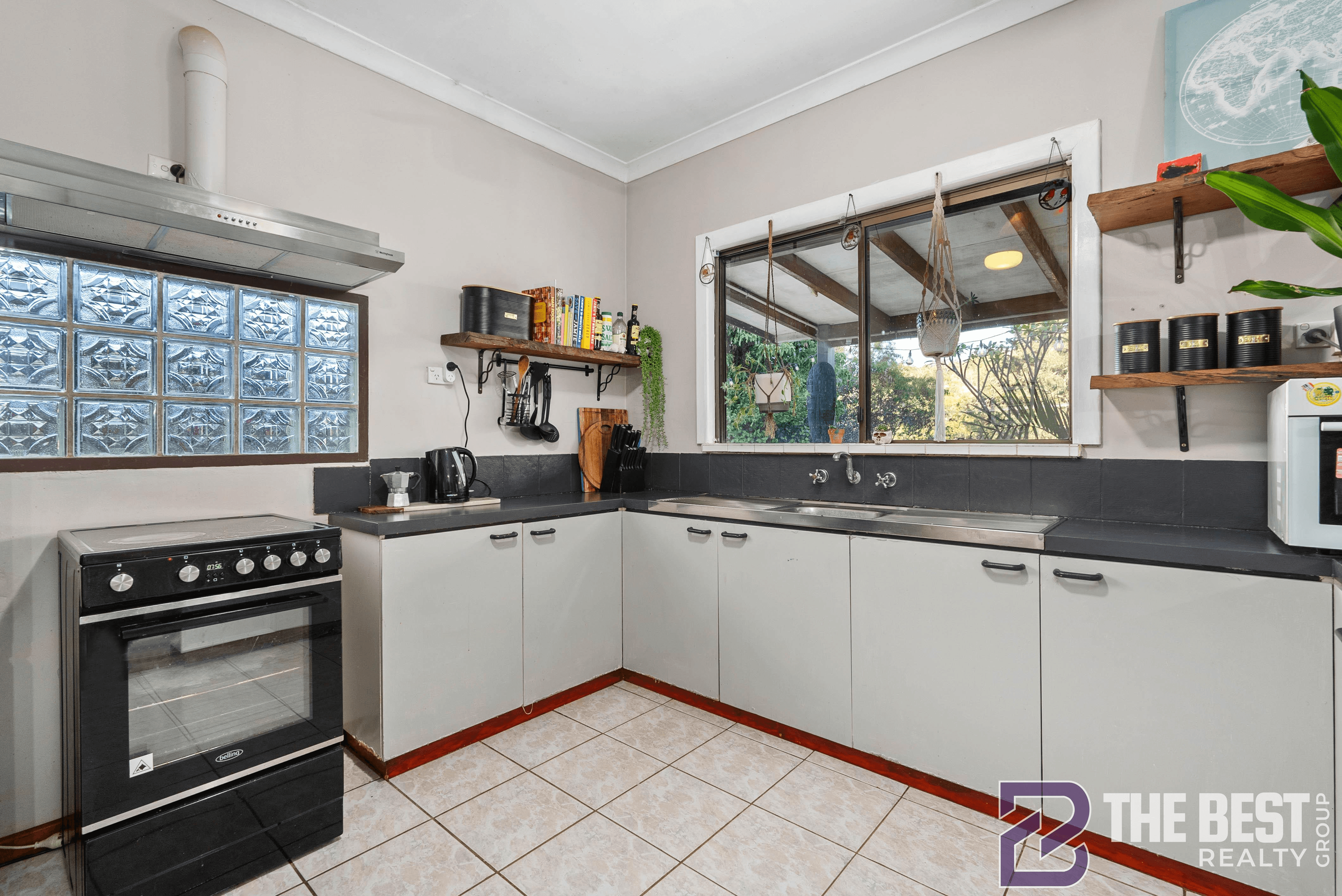 4 Topaz Court, MOUNT RICHON, WA 6112