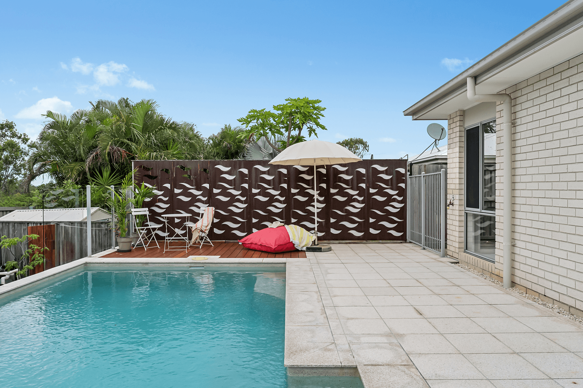 70 Rowland Avenue, Wakerley, QLD 4154