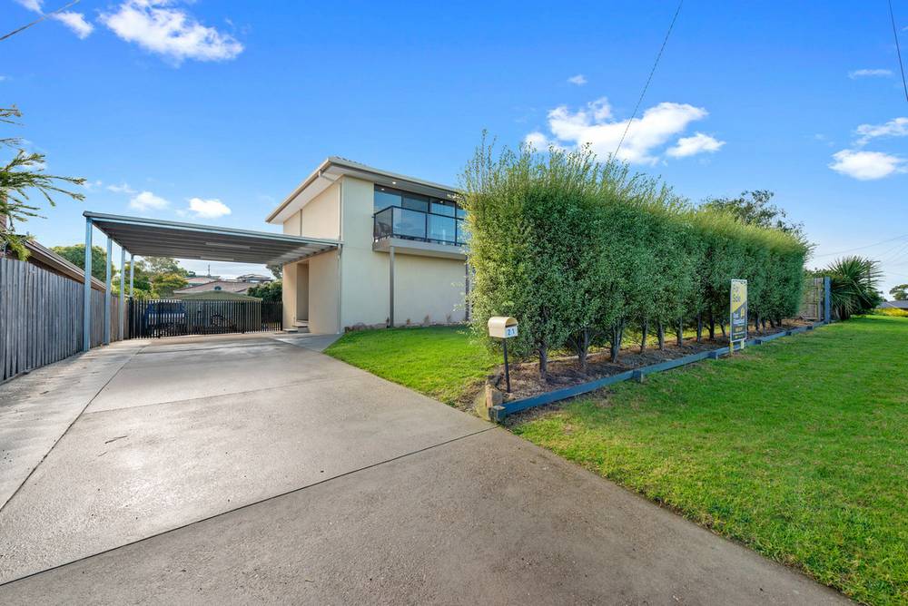 21 Periwinkle Drive, Lakes Entrance, VIC 3909