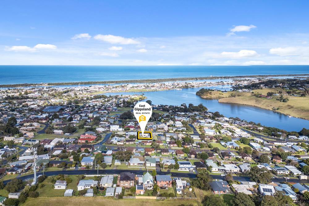 21 Periwinkle Drive, Lakes Entrance, VIC 3909