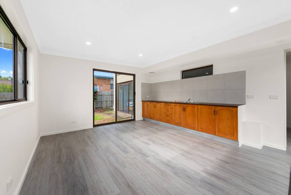 21 Periwinkle Drive, Lakes Entrance, VIC 3909