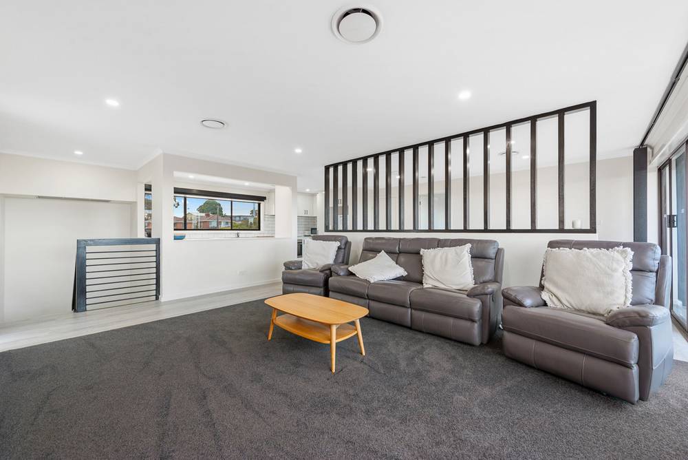 21 Periwinkle Drive, Lakes Entrance, VIC 3909