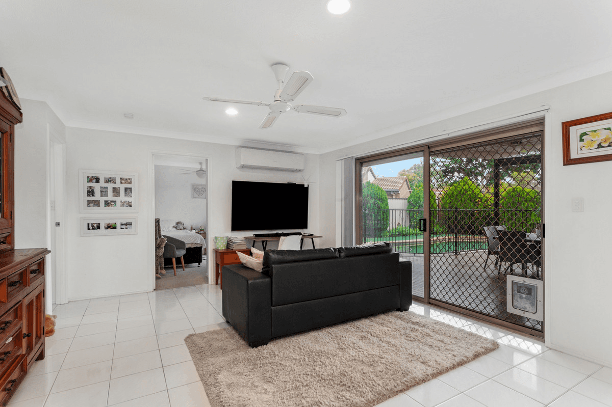 88 Treeview Drive, Burleigh Waters, QLD 4220