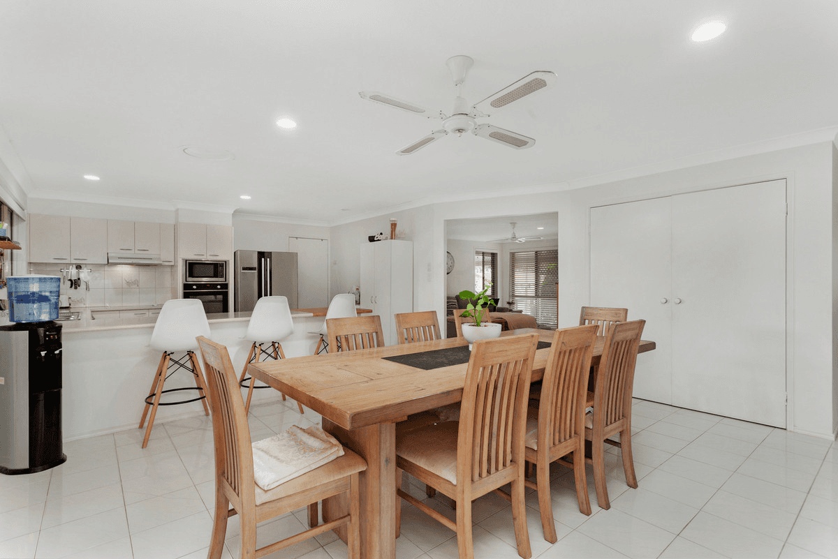 88 Treeview Drive, Burleigh Waters, QLD 4220