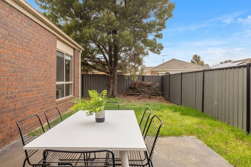 24 Mintarra Rd, Tarneit, VIC 3029