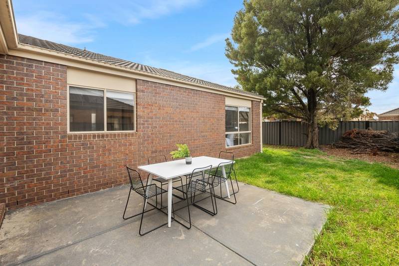 24 Mintarra Rd, Tarneit, VIC 3029