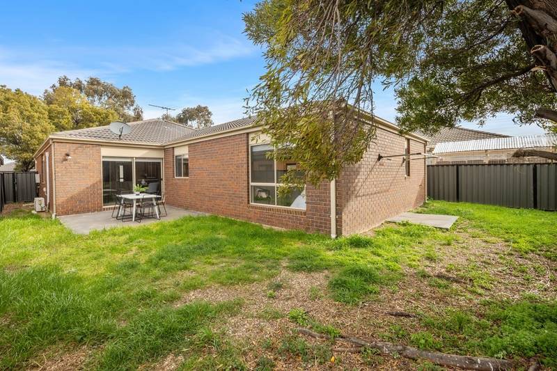 24 Mintarra Rd, Tarneit, VIC 3029