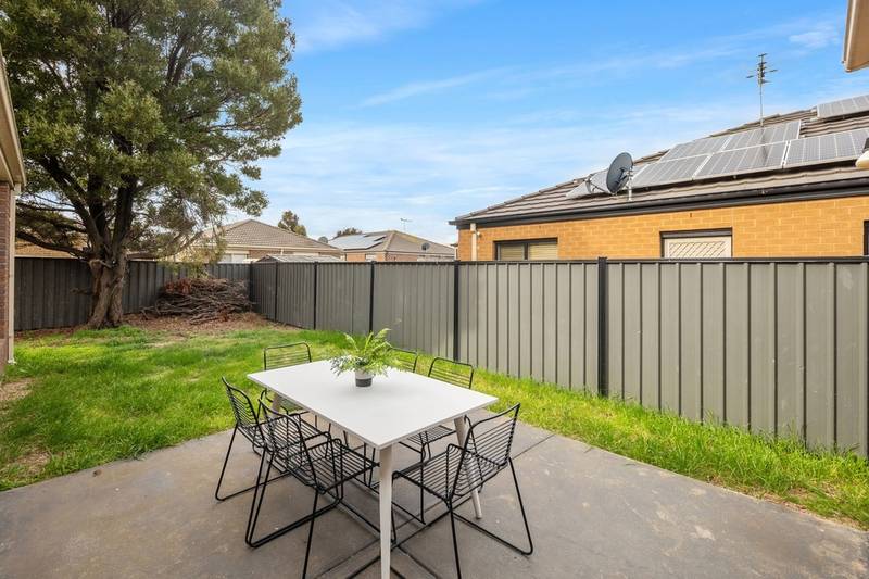 24 Mintarra Rd, Tarneit, VIC 3029