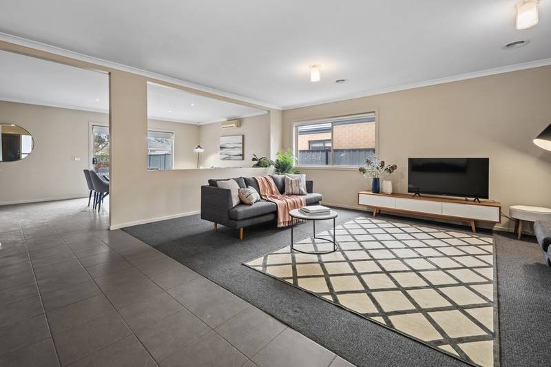 24 Mintarra Rd, Tarneit, VIC 3029