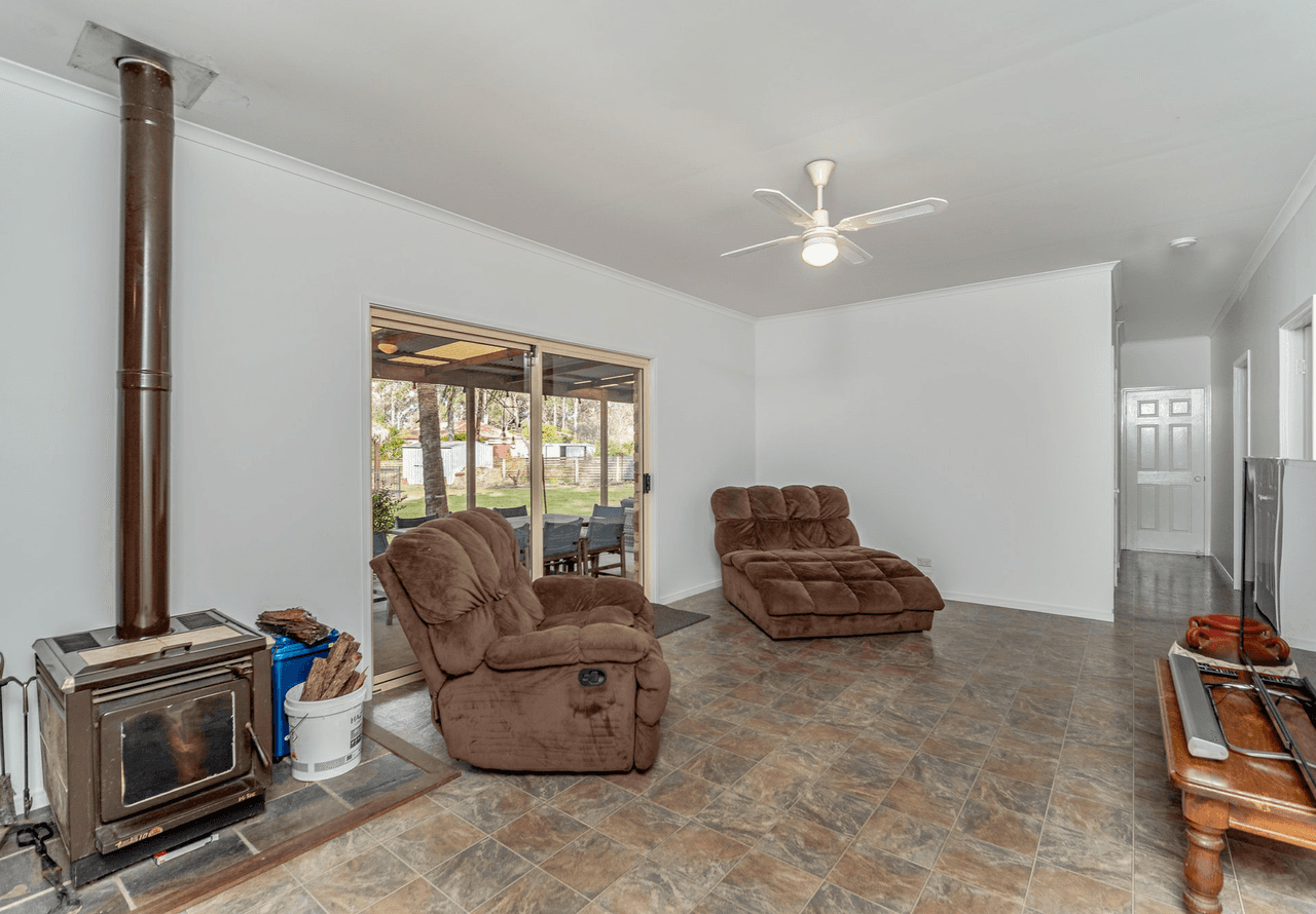 7-11 Teamster Court, FLAGSTONE, QLD 4280