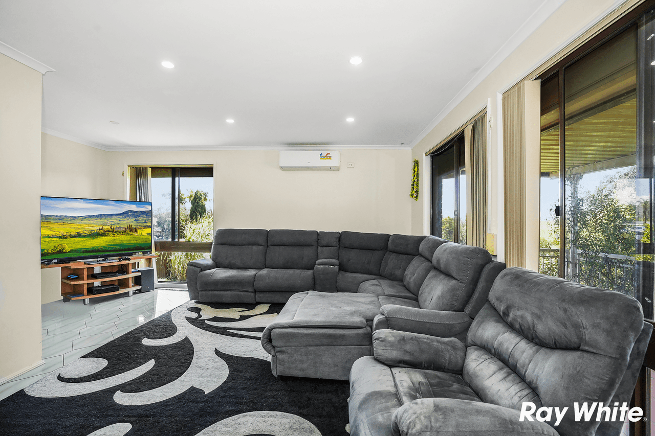 2 Buring Crescent, MINCHINBURY, NSW 2770