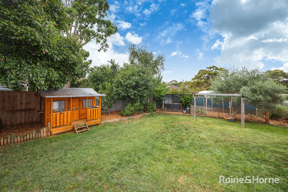 36 McEwen Drive, SUNBURY, VIC 3429