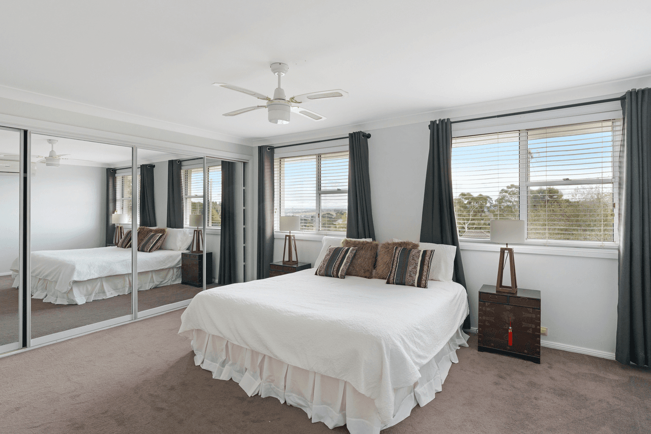 1 Hercules Close, MOSS VALE, NSW 2577