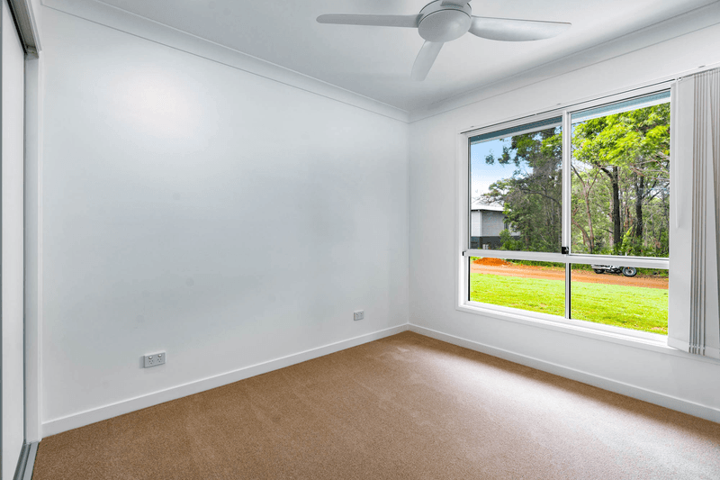 15 HARVEY STREET, RUSSELL ISLAND, QLD 4184