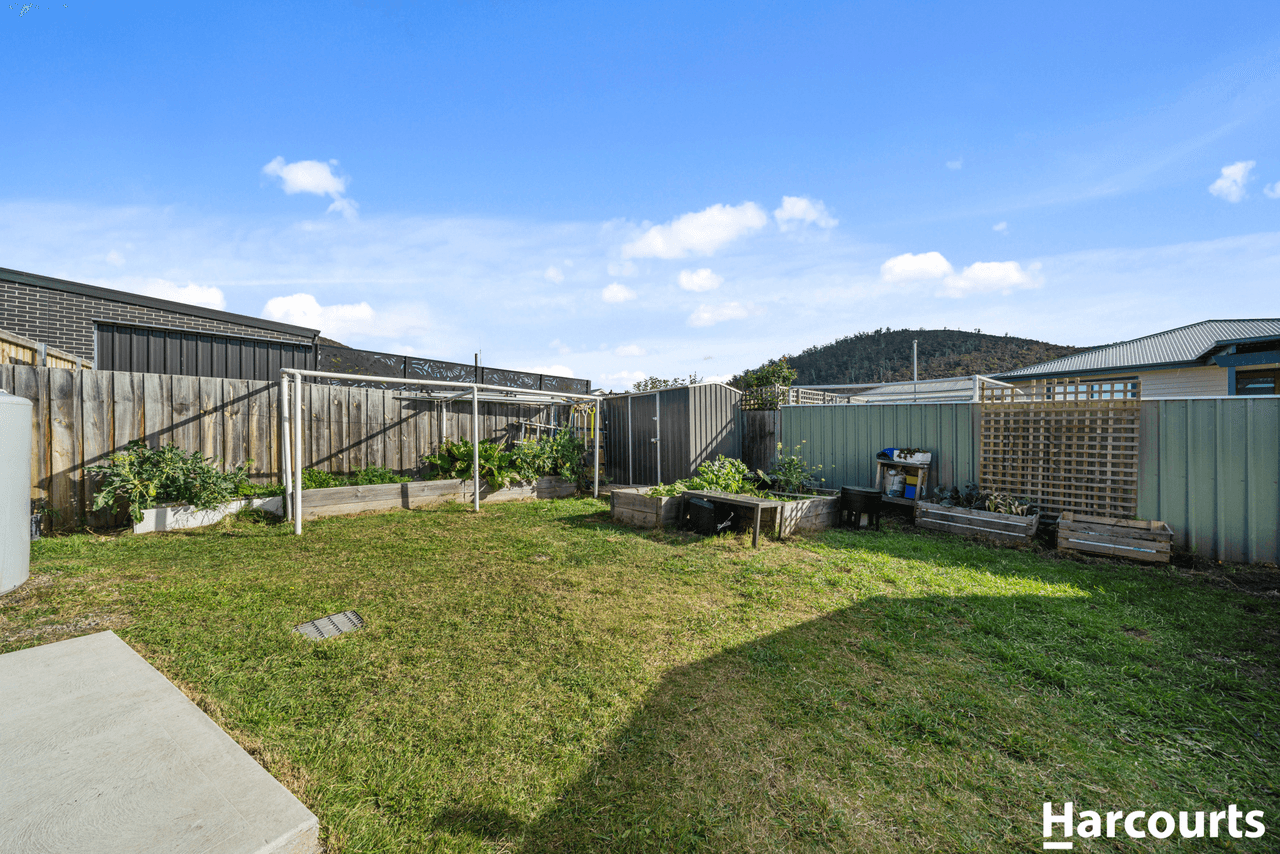 7 Crossin Court, CHIGWELL, TAS 7011