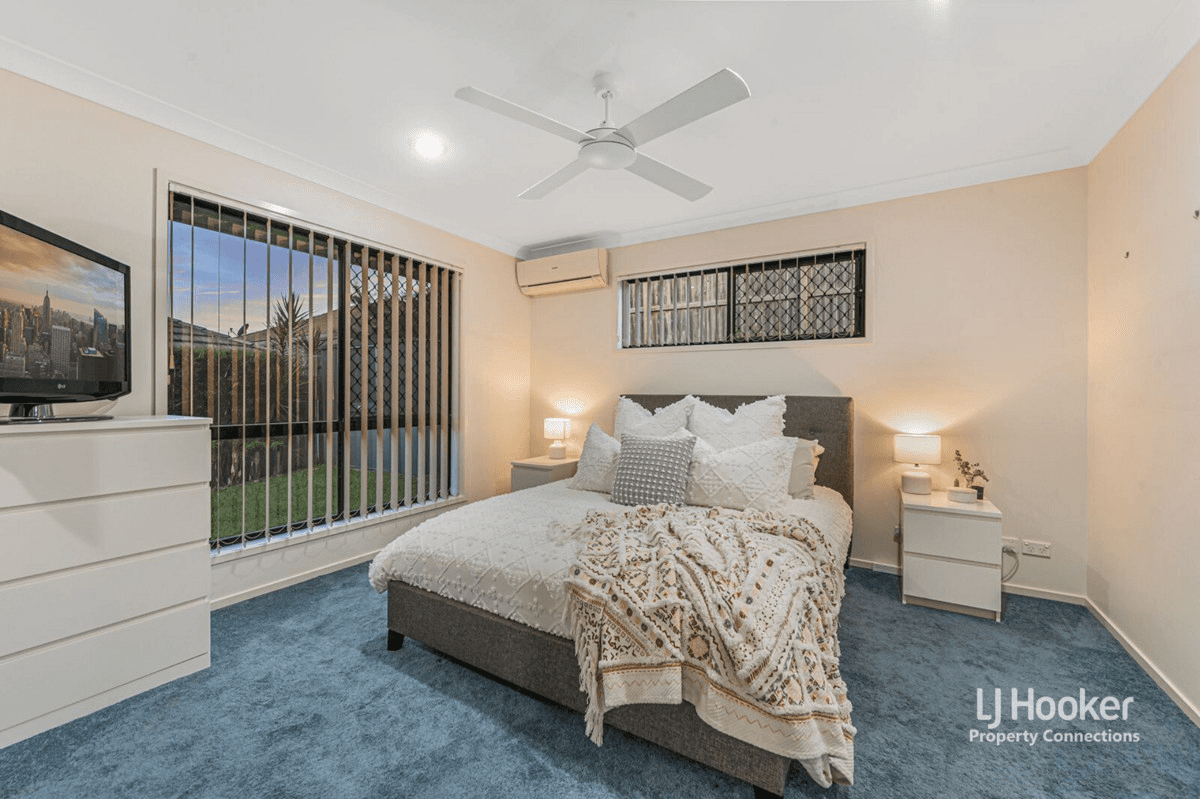 4 Castlewellan Circuit, Warner, QLD 4500