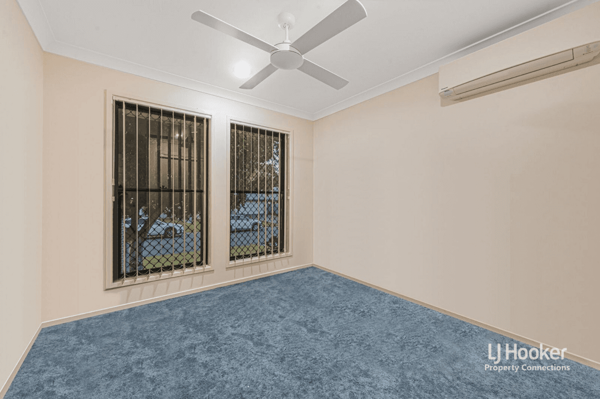 4 Castlewellan Circuit, Warner, QLD 4500